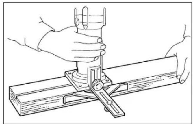MAKITA 3708FC - 15