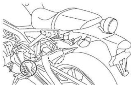 YAMAHA XSR900 (2019) - AVERTISSEMENT - 1