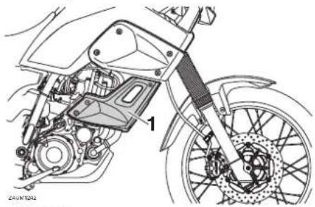 YAMAHA XT660Z (2015) - Dépose et repose des caches - 1