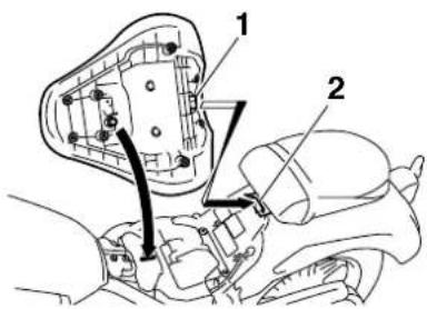 YAMAHA XVS1300A (2016) - Mise en place de la salle du pilote - 1