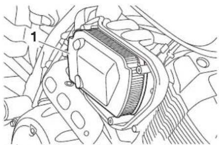 YAMAHA XVS950CU (2016) - Remplacement de l'élément du filtre à air - 2