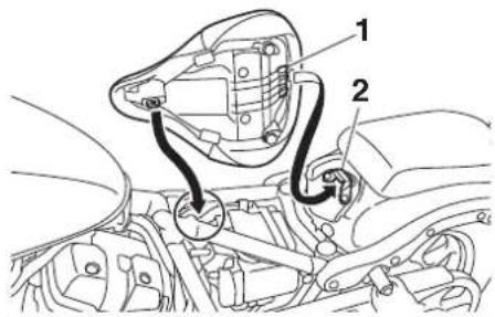 YAMAHA XVS950CU (2016) - Mise en place de la selle du pilote - 1