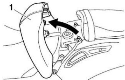 YAMAHA VMAX VMX17 (2015) - Retrait du bouchon du réservoir de carburant - 2