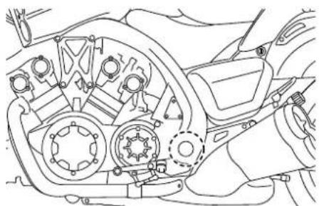 YAMAHA VMAX VMX17 (2015) - Lubrification des pivots du bras oscillant - 1