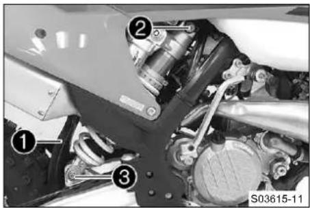 KTM 150 EXC TPI (2020) - Τοποθέτηση αμορτισέρ - 2
