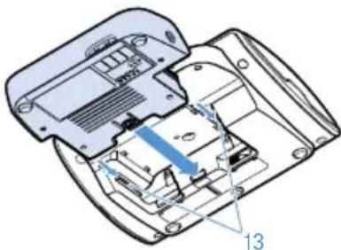 SENNHEISER ADN D1 - Insérer/enlever le pack batterie - 1