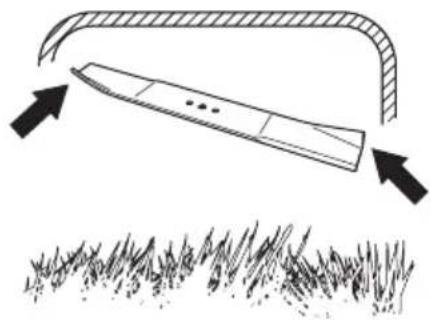 HUSQVARNA LC 151S - A kés cseréje - 2