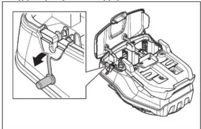 HUSQVARNA LB 548i - Montañ i demontañ pakietu akumulatorów (akcesorium) - 4