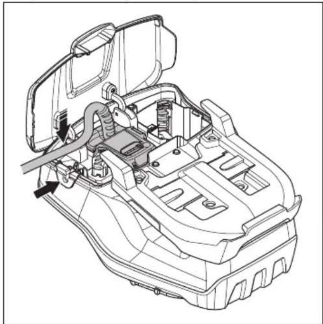 HUSQVARNA LB 548i - Pentru a instalăși demonta bateria multiplă (accessoriu) - 6