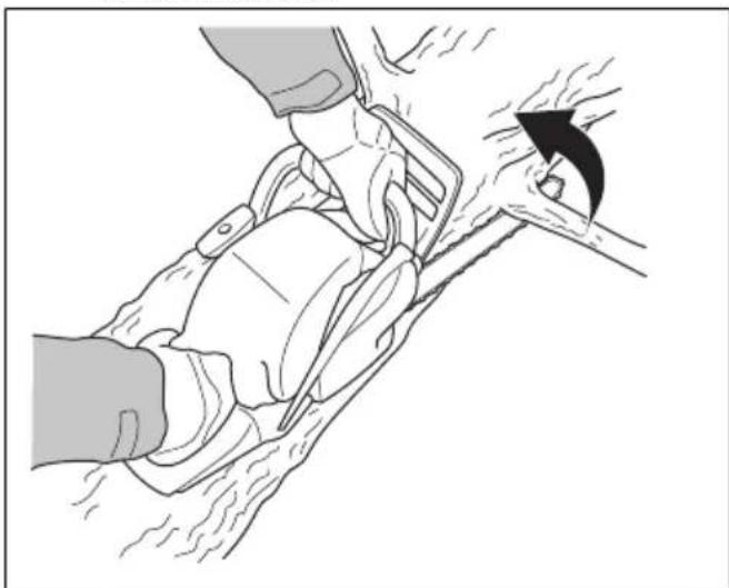 HUSQVARNA 543 XP - Esecuzione di una sramatura - 4