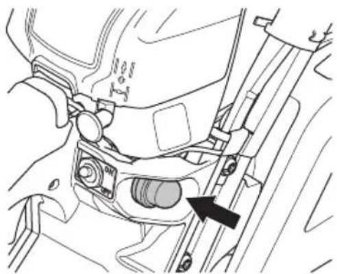 HUSQVARNA 543 XP G - Preparazione dell'avviamento a motore freddo - 3