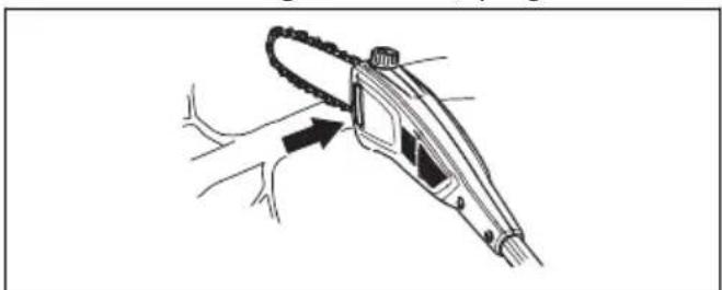 HUSQVARNA 115iPT4 - So schneiden Sie Åste - 5