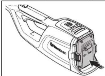 HUSQVARNA 115iPT4 - Slik kobler du batteriet til produitet - 2