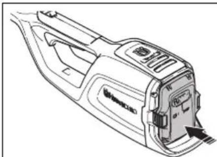HUSQVARNA 115iPT4 - Akun kiinnittäminen laitteeseen - 2