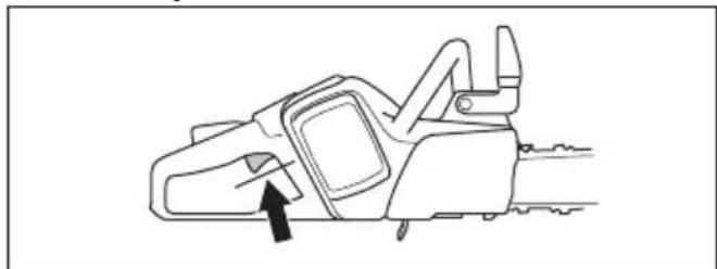 HUSQVARNA 120i - De vergrendeling van de voedingsschakelaar controleren - 3