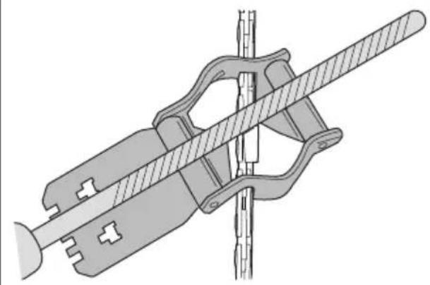 HUSQVARNA 120i - Afilar los eslabones de corte - 2