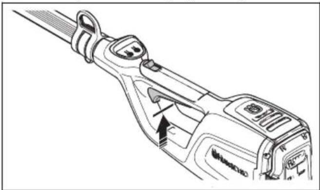 HUSQVARNA K 770 - So prüfen Sie die Gashebelsperre - 2
