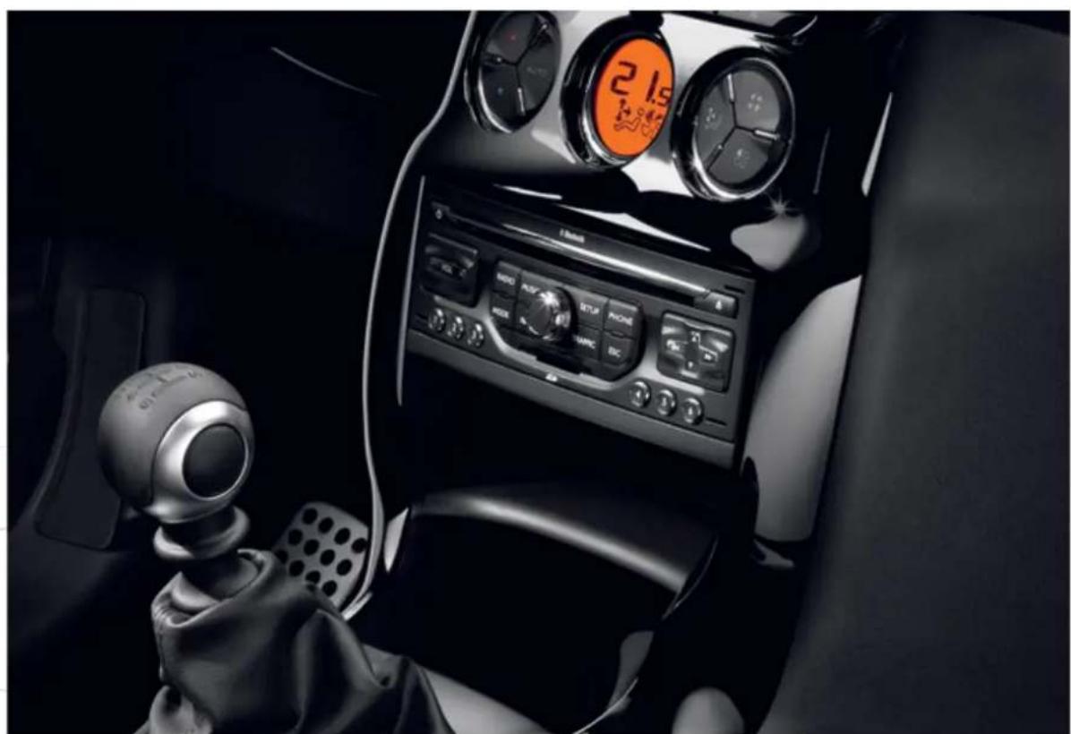 DS 3 (2013) - Audio et télématique - 1