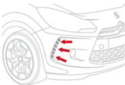 DS 3 (2013) - Chagement des repétiteurs latéraux de clignant intégré - 3