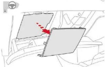 CITROEN C4 SpaceTourer (2021) - Fusibles dans la planche de bord - 2