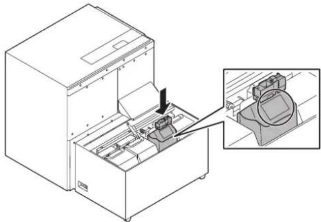 KYOCERA TASKalfa Pro 15000c - Placer la nouvelle cartouche comme illustré sur la figure. - 1