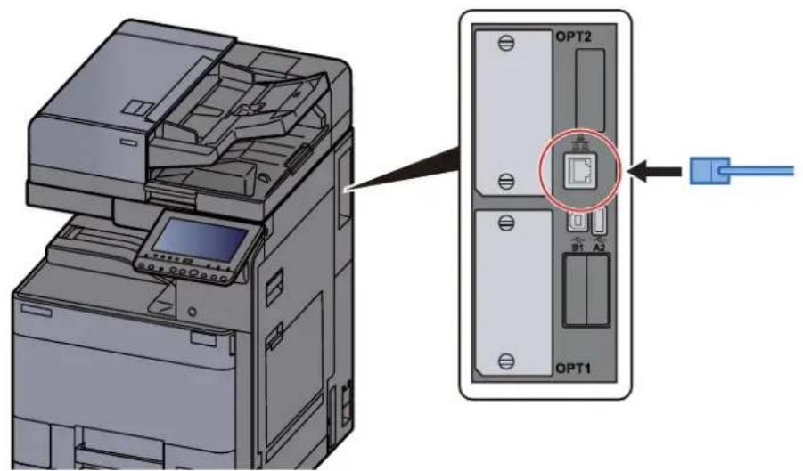 KYOCERA TASKalfa 5002i - Raccorder le cable à la machine. - 1