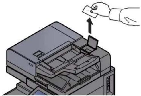 KYOCERA TASKalfa 5002i - Retirer le chiffon de nettoyage de son département. - 1