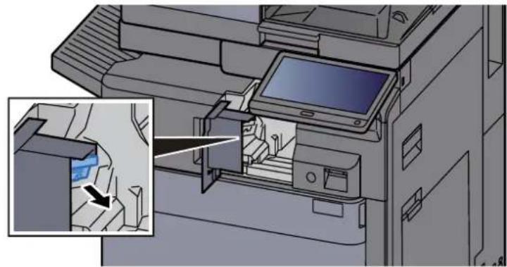 KYOCERA TASKalfa 6003i - Élimination des agrafes coincées dans le module de finition interne - 4
