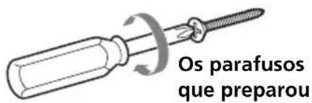 SONY SUW210 - Introduza quatro dos parafusos que preparou nas posições marcadas no Passo 2 (página 4). - 1