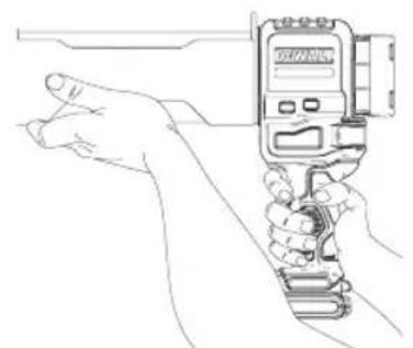 DEWALT DCE595D1 - Posicion adecuada de las manos (Fig. G) - 1