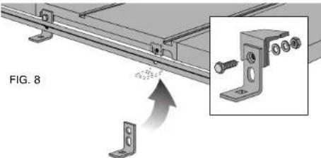 DEWALT DW7463 - PASO 14. Instale los soportes colgantes en la cuberta de la mesa de asrear (Fig. 8). - 1