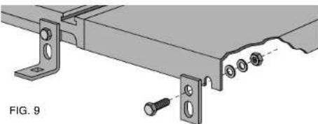 DEWALT DW7463 - PASO 14. Instale los soportes colgantes en la cuberta de la mesa de asrear (Fig. 8). - 2