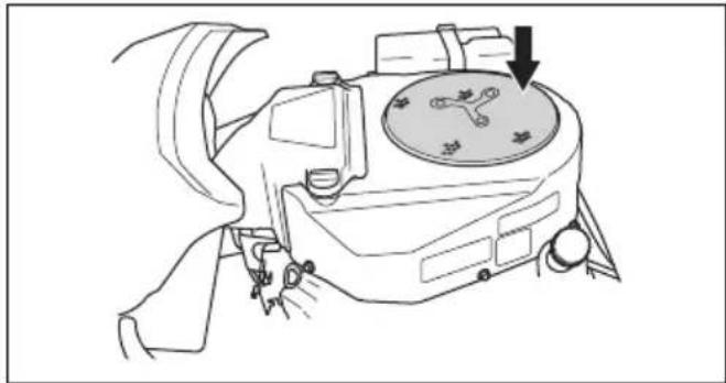 HUSQVARNA Rider 316T AWD - Pour nettoyer la prise d'air froid du moteur - 3