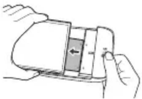 LG CBG700 - Inserir a bateria - 2