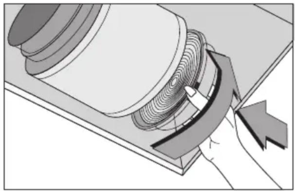 GRUNDIG GDS2460B - Aktivkohlefilter ersetzen - 1