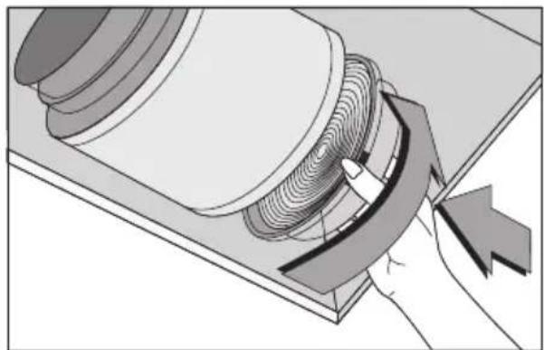 GRUNDIG GDS2460B - Mudar os filtros de carvão - 1