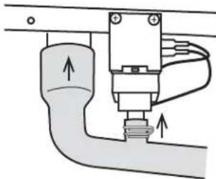 GE UNC15NPRII - Raccorder la POMPE de vidange à la machine à glaçons - 3