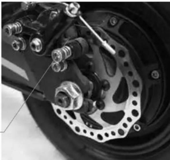 DUCATI Scrambler CrossE - AJUSTE O TRAVÁO FRONTAL E TRASEIRO - 2