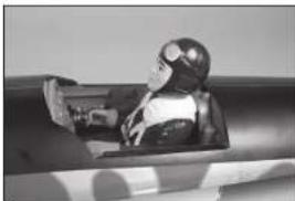 Hangar 9 Ki43 Oscar 60cc - MONTAGE VON PILOT UND KANZEL - 2