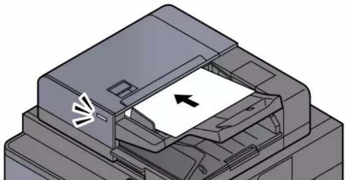 KYOCERA TASKalfa 9002i - Mettre en place les originaux. - 1