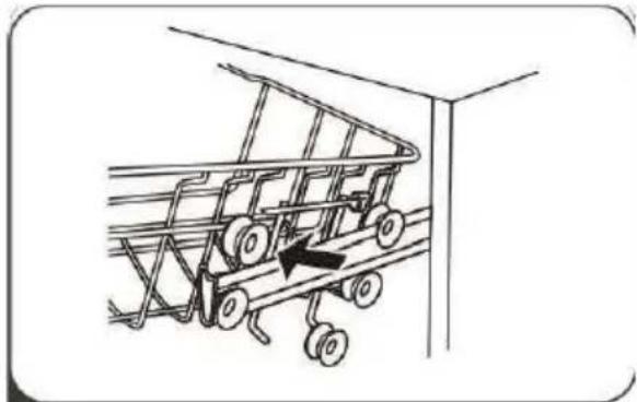 EDESA EDB6241I SL - Réglage du panier supérieur - 2