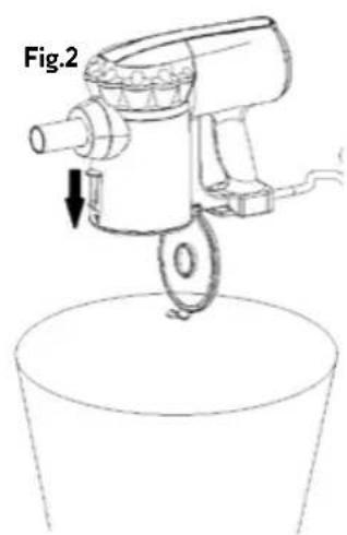MPM MOD74 - GARER L'ASPIRATEUR DANS LE SUPPORT - 2