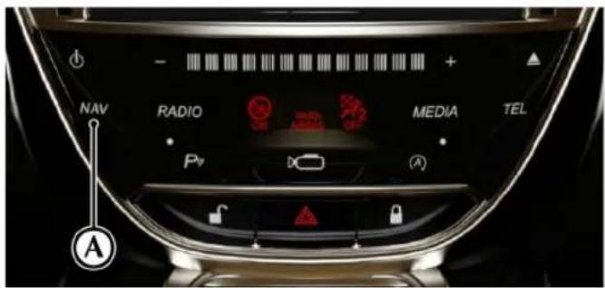 Aston Martin DB11 (2021) - Commandes du GPS - 1