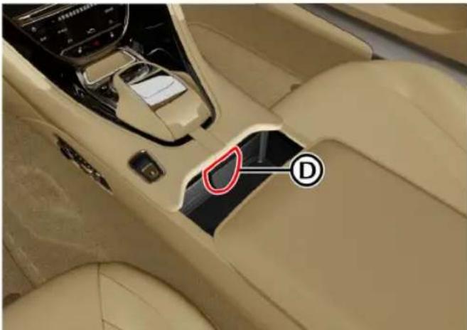 Aston Martin DB11 (2021) - Démarrage d'urgence - 3