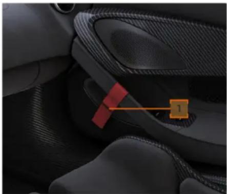 McLaren 620R (2020) - Fermeture d'une portiere - 1