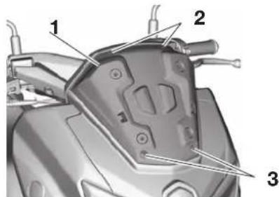 YAMAHA NMAX 125 (2025) - Dépose du cache - 2