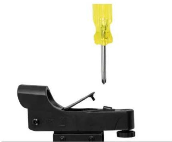 CELESTRON StarSense Explorer DX 102AZ - To replace the battery: - 1