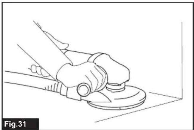 MAKITA GA9070 - 33