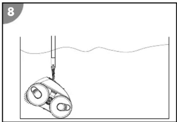Steinbach Poolrunner SMART RXB 450 - Lifting the device out of the pool - 1