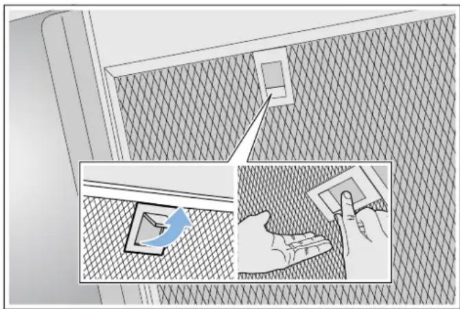CONSTRUCTA CD629250 - Removing metal grease filter - 1